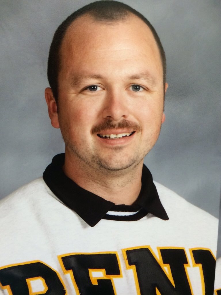 BSUNyikos31's tweet photo. @JonCarroll03 is going to state! #MrCarroll Congrats my friend! #crocsandcargos https://t.co/9gK1FuFsNv