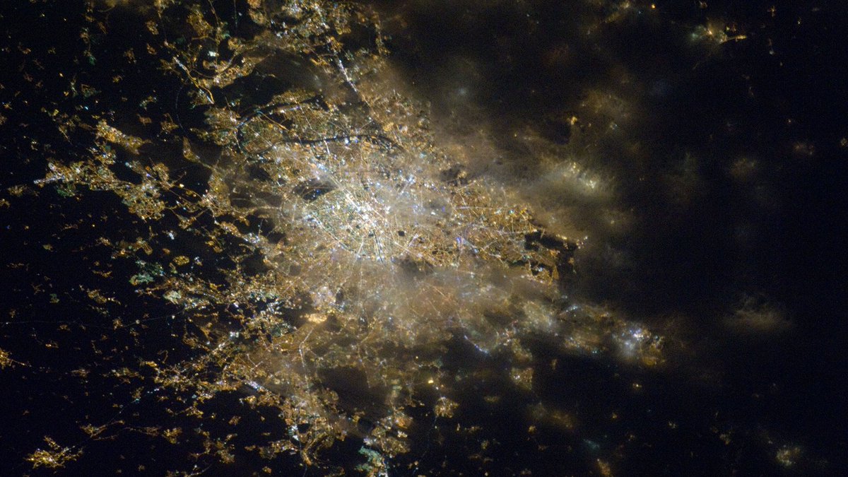 ObservingSpace's tweet photo. Even in this darkest night, Paris remains the City of Light #paris #france https://t.co/DGL6CQHsHE