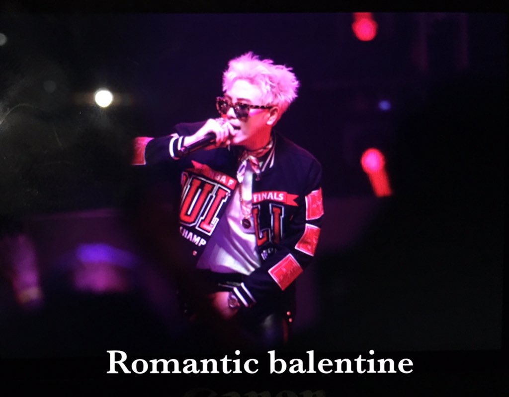 romanticobb's tweet photo. 151113 #BLOCKBinCHICAGO (아 해시테그가 이건가) 요소섹시 bulls!!! P.O !!!  피오 프리뷰 지훙짱 카와이데스넼 https://t.co/j25LuYDr3W