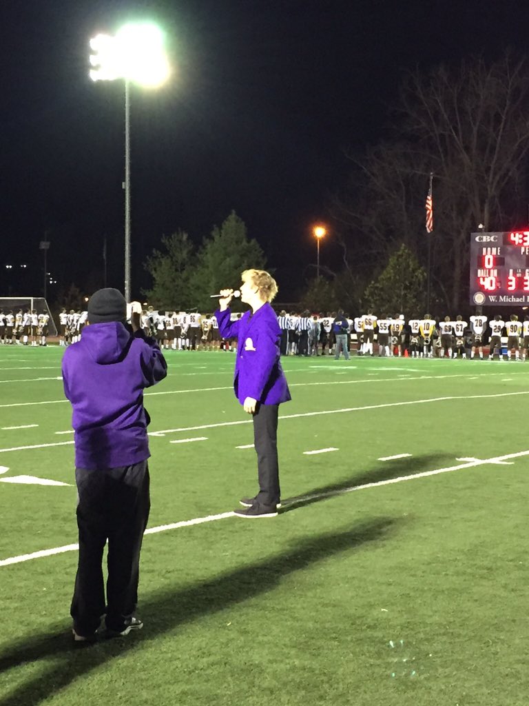 CBCHighSchool's tweet photo. Beautiful National Anthem from @evancolemusic1 tonight! https://t.co/lu3HwLaVtD