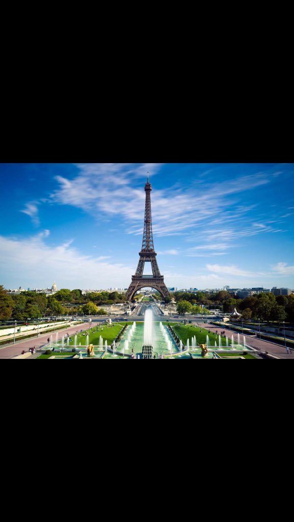 colleenskitten's tweet photo. #PrayForParis 🇫🇷🇫🇷😔💔❤️❤️ https://t.co/acyVsFpwgH