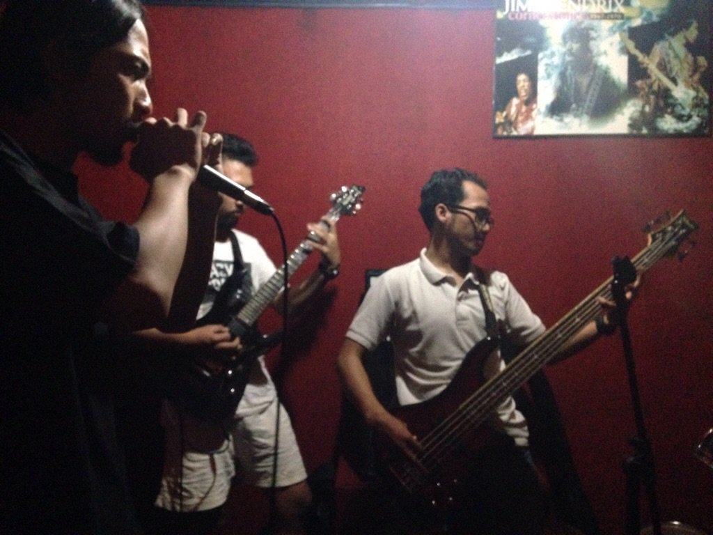 Sukses_"<a href="/KARNAK_DM/">KARNAK</a>: Pematangan materi untuk album B.E.A.S.T,mohon doa &amp; dukungannya ���� "