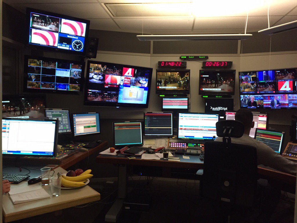 TV4Nyheterna har sänt live sen 23 igår och fortsätter hela dagen på tv4play om de vidriga dåden i Paris. <a href="/Nyheterna/">TV4 Nyheterna</a>