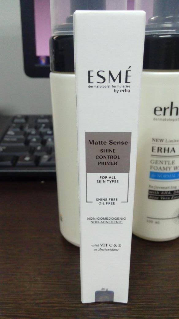 Erhaskintasik's tweet photo. Produk baru! Matte sense primer yang membuat kulitmu halus dan lembut. 😊👍 https://t.co/k2oJwuWJsY