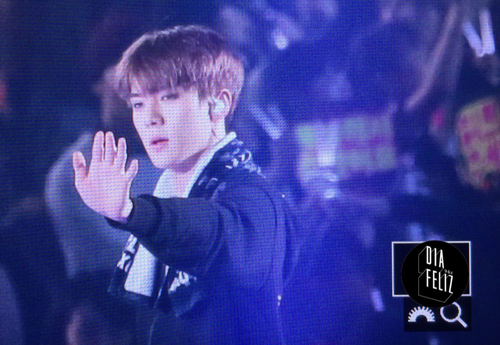 DIAFELIZ94z's tweet photo. 151114 쿄세라돔  콘서트 세훈 프리뷰

오늘 세니 등장하자마자 나 심댱아파쏘ㅠ https://t.co/jMbtbsvu5z