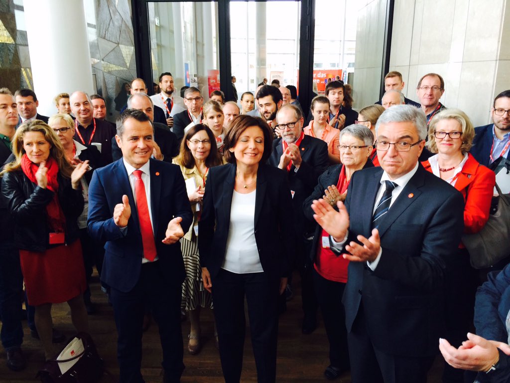 DennisFeldmann's tweet photo. Landesparteitag der @spdrlp #MALU16 https://t.co/4L4DFjKmla