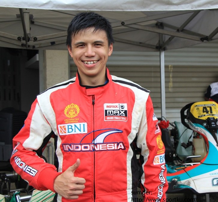 univ_indonesia's tweet image. 2. Yuk dukung Silvano Christian pd Grand Final Rotax Max World Championship 2015 di Portugal, dgn RT tweet ini.