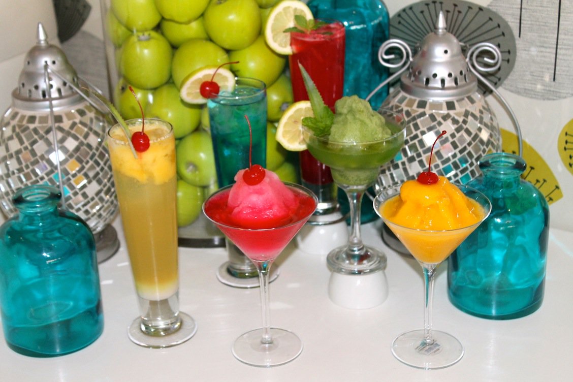 Zaplaces's tweet photo. Hot? Come to Mint Lounge for one of these! #zaplaces #goolisa https://t.co/gH3XvZpEnx https://t.co/tOXK2RODTf