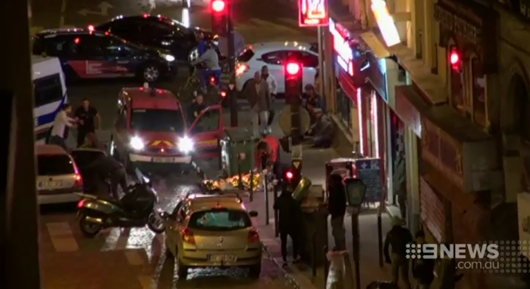 9NewsAUS's tweet photo. "Hospitals in Paris are desperately appealing for blood donations following the attacks," - @tomsteinfort in #9News https://t.co/yfPJdd89Tw