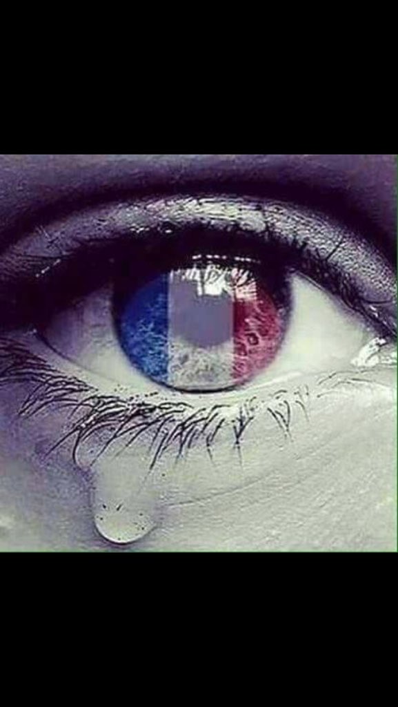 CathrineKetelse's tweet photo. #Prayers4Paris https://t.co/VrtzzoaL2W