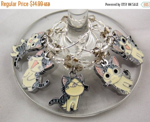 TheWarpZneStore's tweet photo. Chi's Sweet Home inspired wine glass charms set of 5 anime charms han… https://t.co/5XAQjA45Nr #Etsy #GameCharms https://t.co/FuaBSnja3h