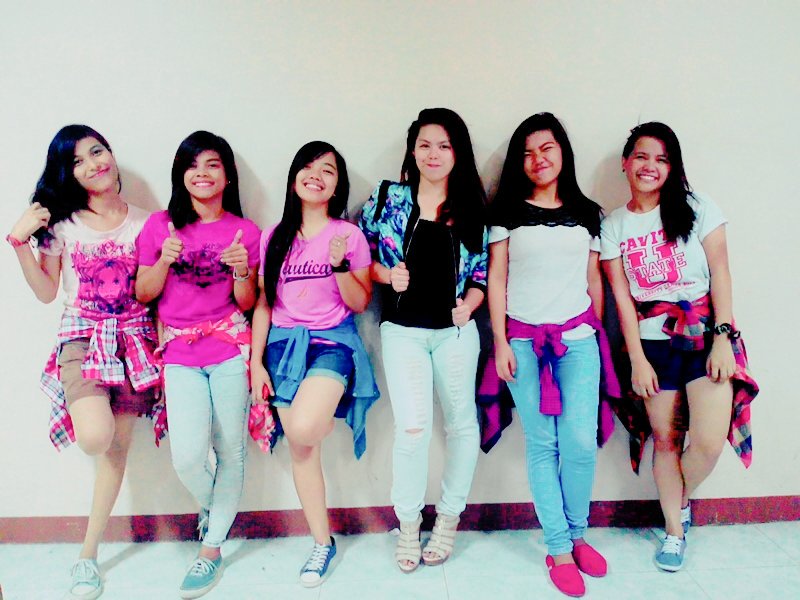 gailvrnd's tweet photo. Throwback saturday.
#nakaraosSaFirstSem
#HelloSecondSemester
#fight https://t.co/N9HfqT29aX