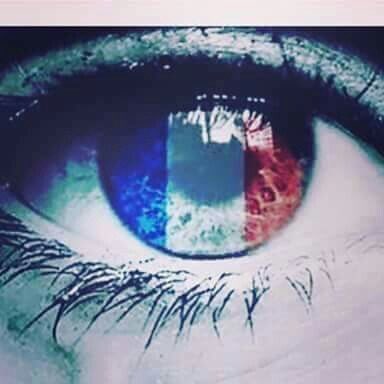 #PrayForParis