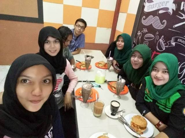 upaMM93 tweet picture