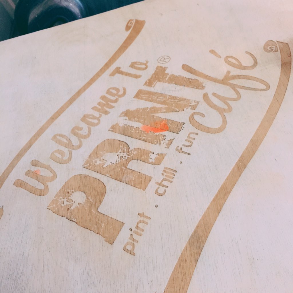 Queenie_Kuan's tweet photo. First try 😝😝😝😝 #printcafe https://t.co/IiKkBUB7aN