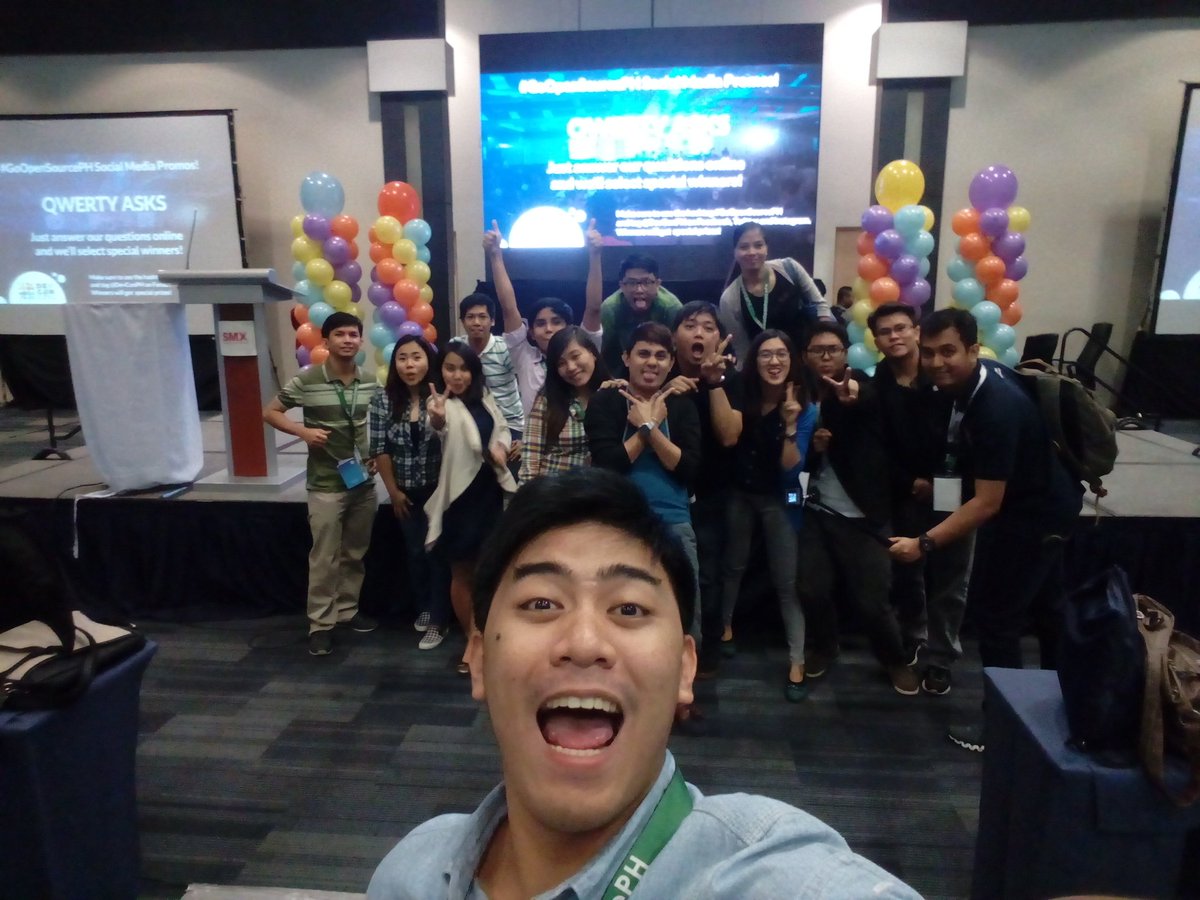 jpsantella's tweet image. Groufie with these great people!! #GoOpenSourcePH
#DevConSummit2015