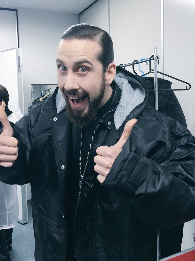 Pentatonix 日本公式 ペンタトニックス ラゾーナ川崎 ミッチ スコットもお届け ペンタトニックス来日なう T Co N1blj10xc4 Pentatonix 日本公式 ペンタトニックス ラゾーナ川崎 ミッチ スコットもお届け ペンタトニックス来日なう T Co N1blj10xc4