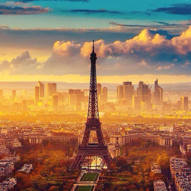 PlatinumHeel's tweet photo. #PrayForParis #Pray4Paris #PeaceinParis https://t.co/esnYkoHTbk