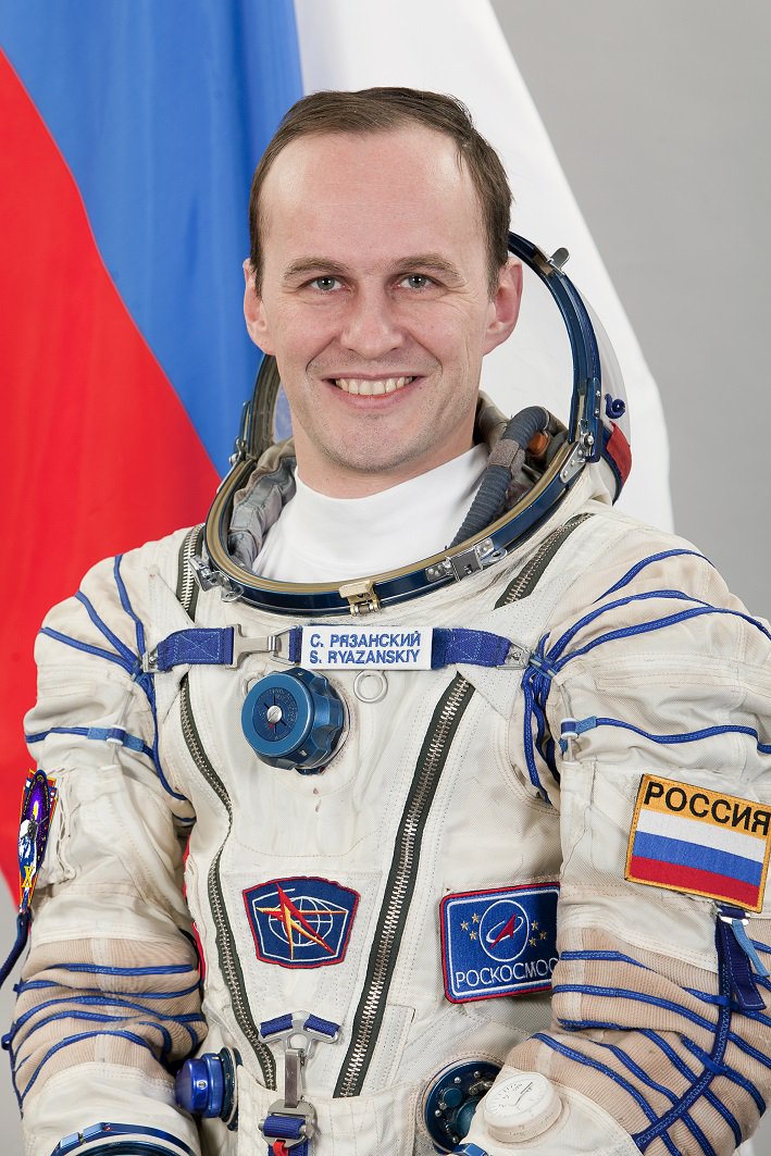 ShuttleAlmanac's tweet image. Happy Birthday to @Ryazanskiy_ISS Nov. 13 of Soyuz-TMA10M #Exp37/38 fame