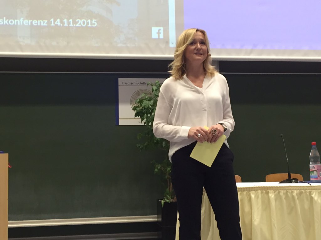 OKK 2015 On Twitter Anja Koebel Vom MDR Moderiert Die OKK2015 Und 