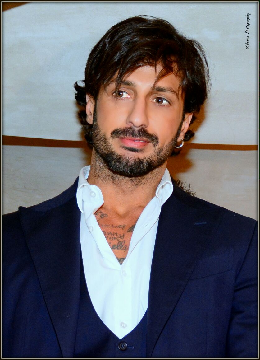 ValerioCosmi's tweet photo. Fabrizio Corona 
Roma Via Borgognona 
Niki Nika 
Photo Valerio Cosmi https://t.co/JjxCOAYJcy