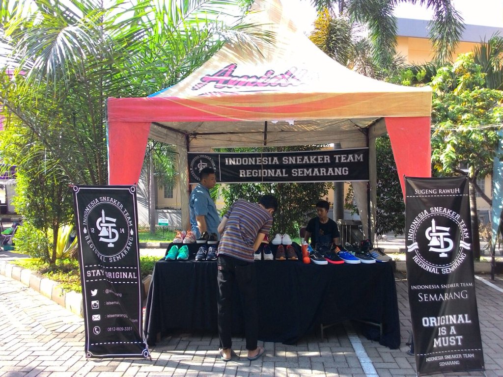 Yoook merapaat !!! di acaranya @Sophomore_FEB 🙌🙌
dan jangan sampe ketinggalan acara pahi contest ya guys !!!!