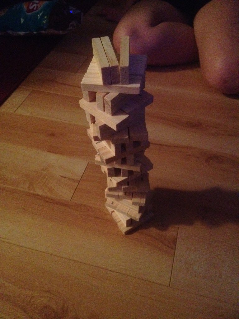CronusSa's tweet photo. #challengetower drunk Jenga https://t.co/8zgb9fE1vg