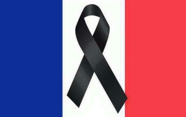 AbogaciayDDHH's tweet photo. No debemos olvidar que éste es el horror del que huyen los refugiados #TodosSomosParís https://t.co/fXCJV2uJpG