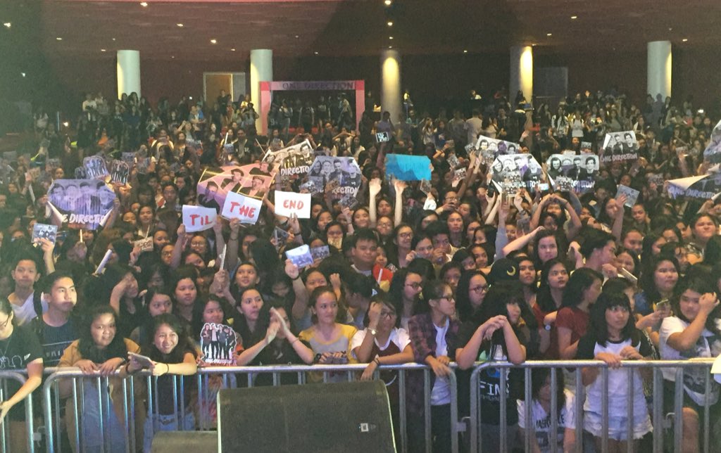 MADE IN THE AM LAUNCH PHILIPPINES! <a href="/Harry_Styles/">Harry Styles.</a> <a href="/NiallOfficial/">Niall Horan</a> <a href="/Real_Liam_Payne/">Liam</a> <a href="/Louis_Tomlinson/">Louis Tomlinson</a> <a href="/onedirection/">One Direction</a> ❤️