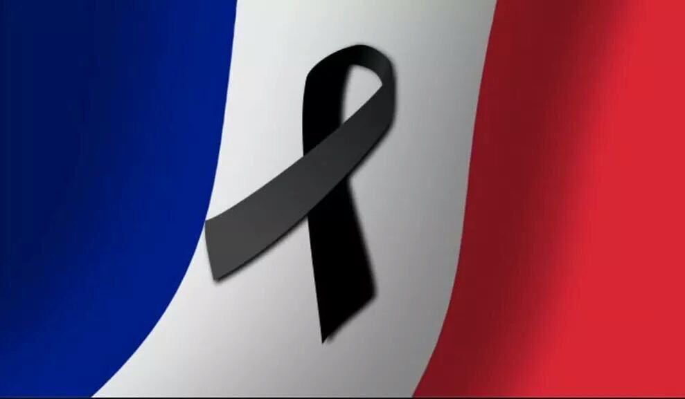 RealCSKFS's tweet photo. Comunicamos nuestro apoyo a Paris y Francia.Que se acabe por fin estos putos locos que no aportan nada mas que dolor https://t.co/uWF2wnDU2O