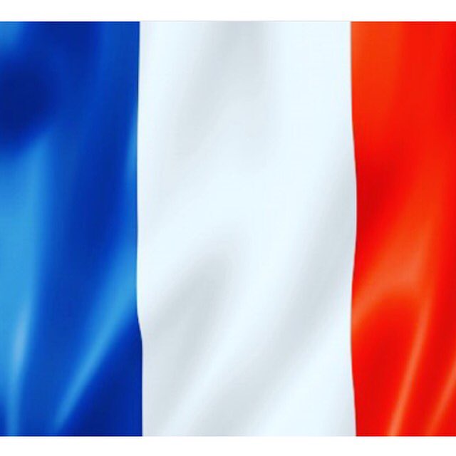 Hearts and Prayers are with you!
#prayforparis