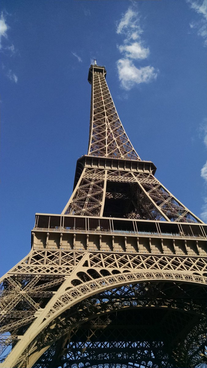 drkrr's tweet photo. Vive La France!  Enough is Enough #ParisAttacks https://t.co/oEtnc65ROF