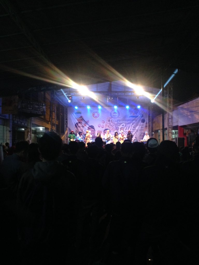 dodisanjaya's tweet photo. Karanganyar Culinary Nite kereeenn!!.. https://t.co/7YGUXrGOrV