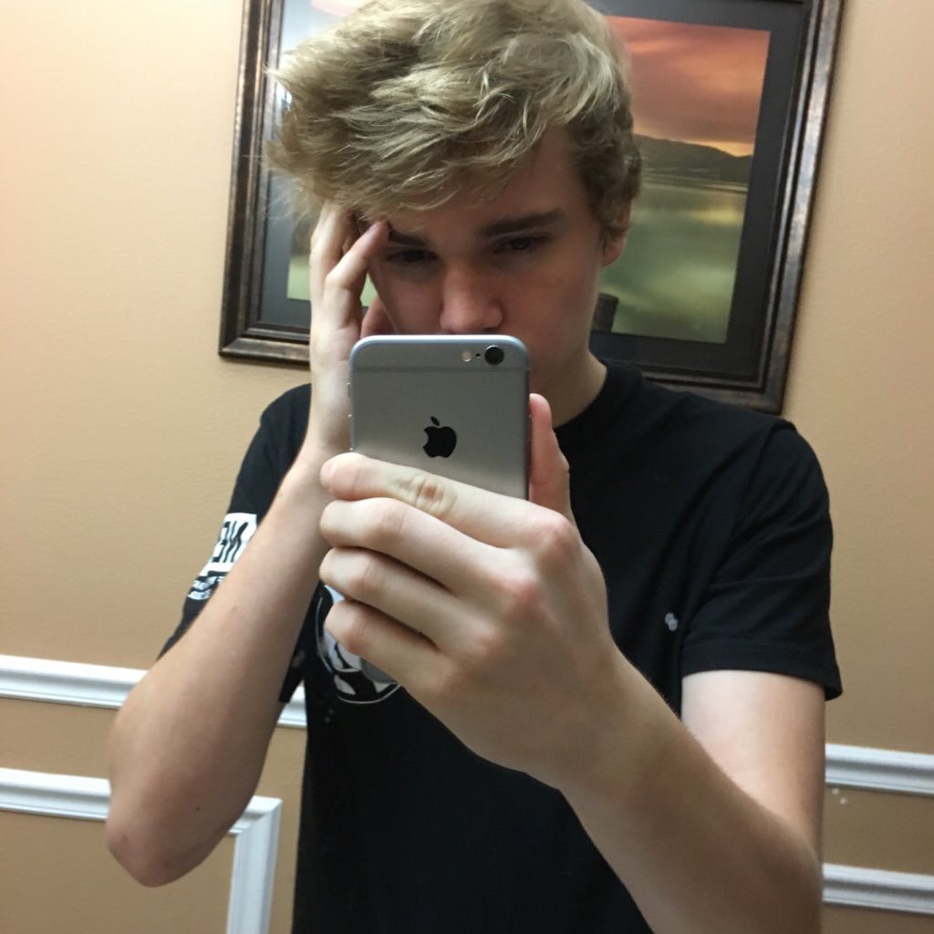 ayedcmian tweet picture