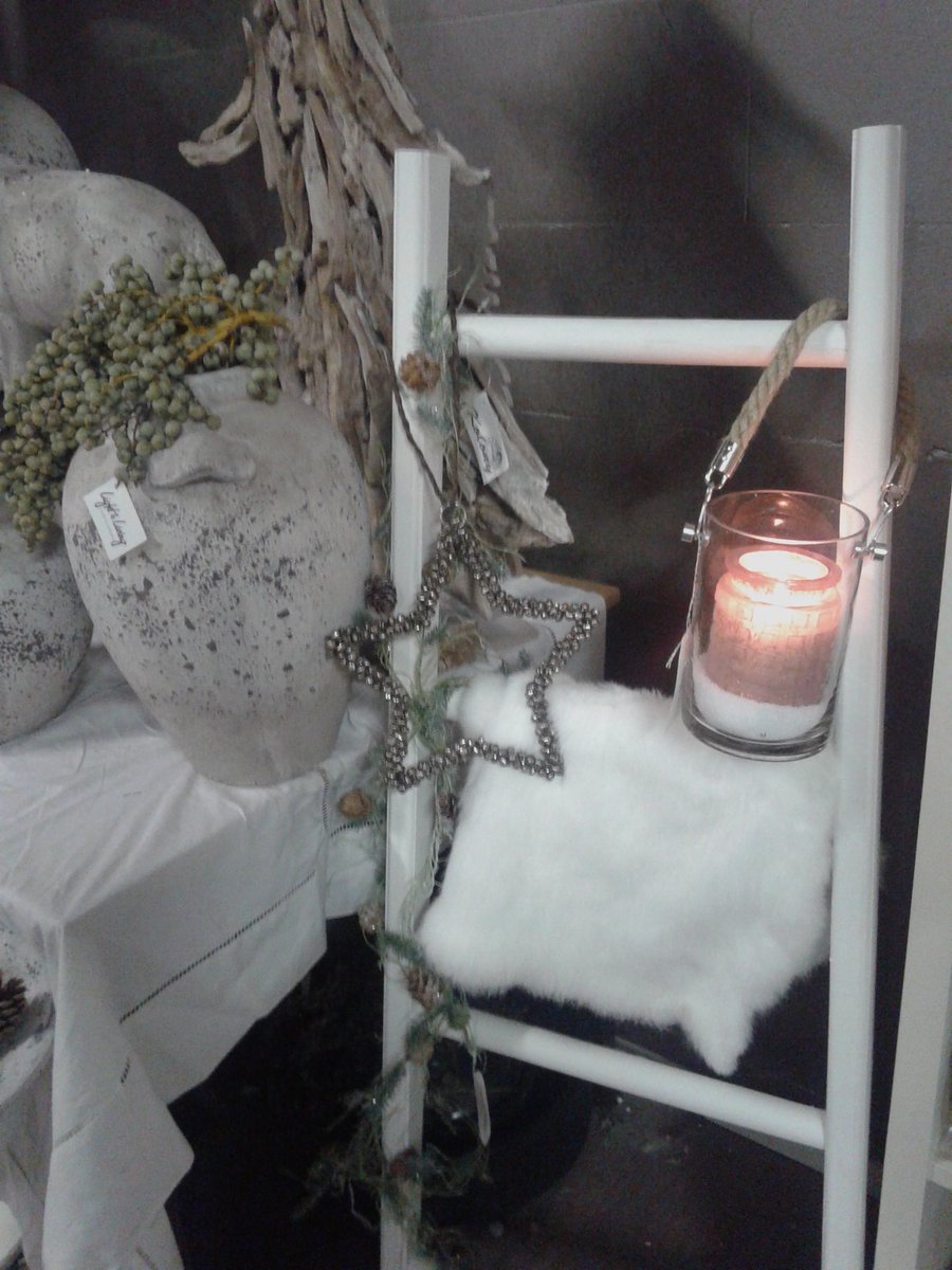 Pimp je woon ladder op....winter ......gezellig thuis... waar het veilig is....