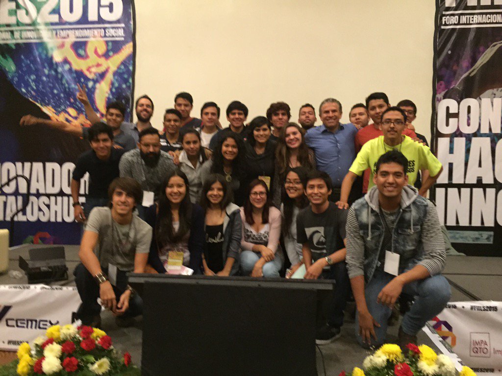 LagunaInnova's tweet photo. Último día de @LagunaInnova #FIIES2015 https://t.co/IoypwGXCNr