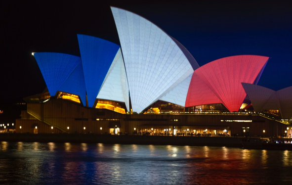 9NewsAUS's tweet photo. Opera House among icons to be lit blue, white and red in solidarity with France. #9News https://t.co/6Ag5L4kFIu