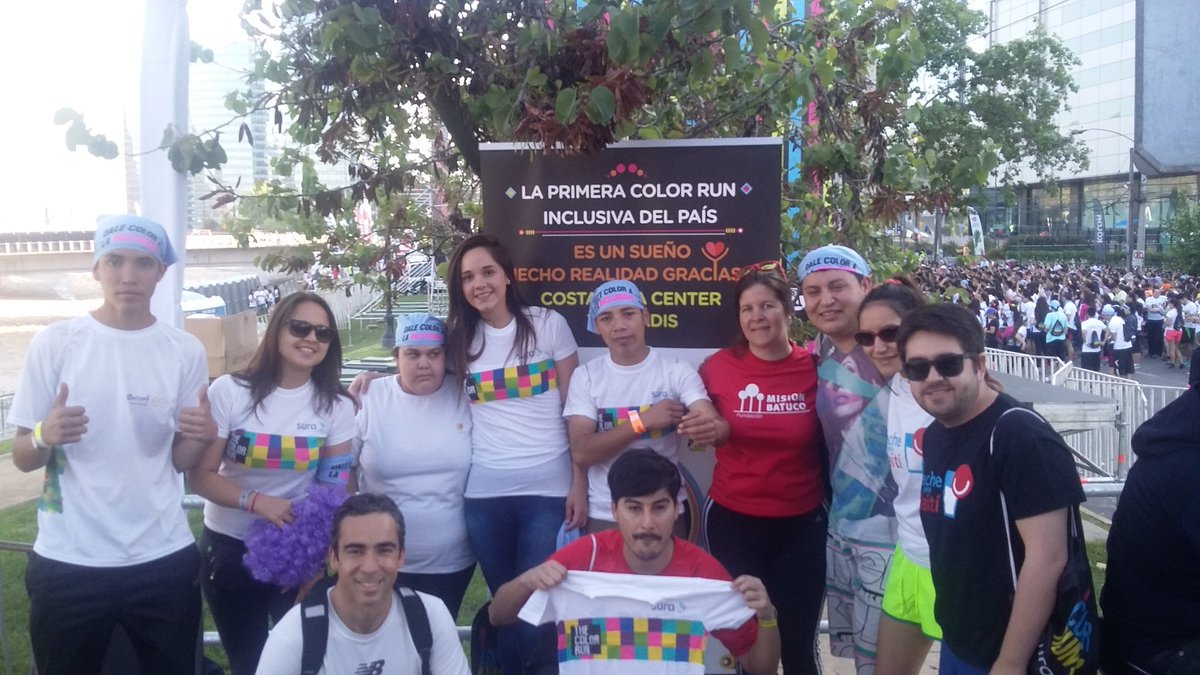 ComunidadOrgSol's tweet photo. COS en color run #DaleColorALaInclusion @cristoespecial @FunMisionBatuco @lecheparahaiti @fcoanil https://t.co/HeCvagppub