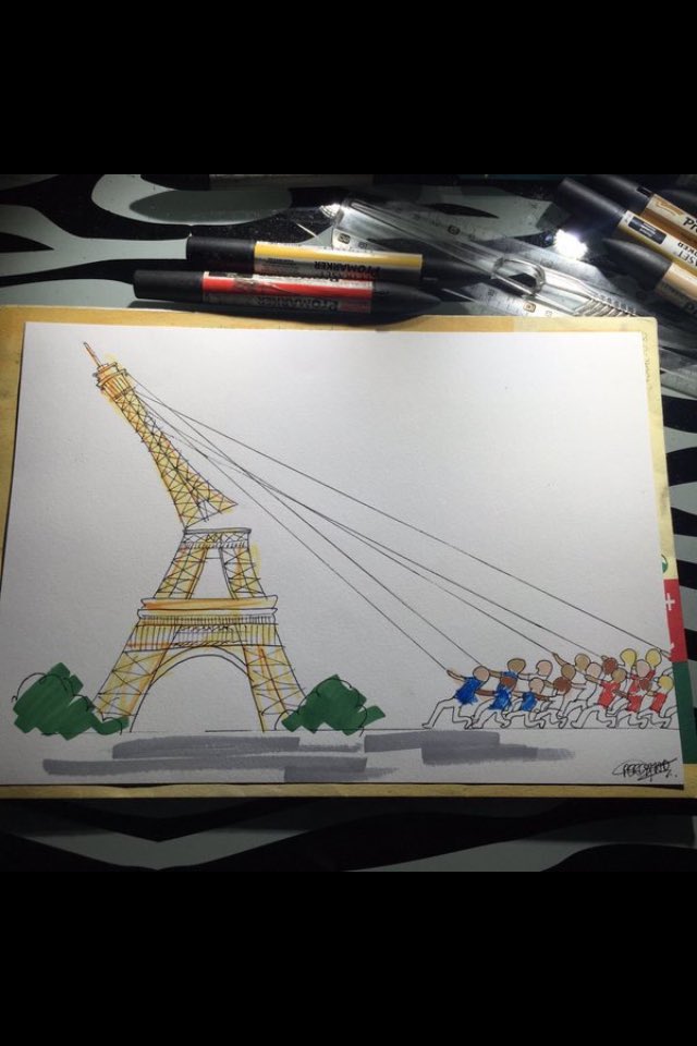 Ensemble nous sommes plus forts. #ParisAttacks 🇫🇷