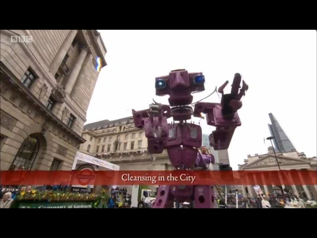 2012drummers's tweet photo. Good #BBCLMS coverage of our cleansing drummers with the Wheelie Bin Man #LMS800 #lms2015 https://t.co/ZToLizva0W