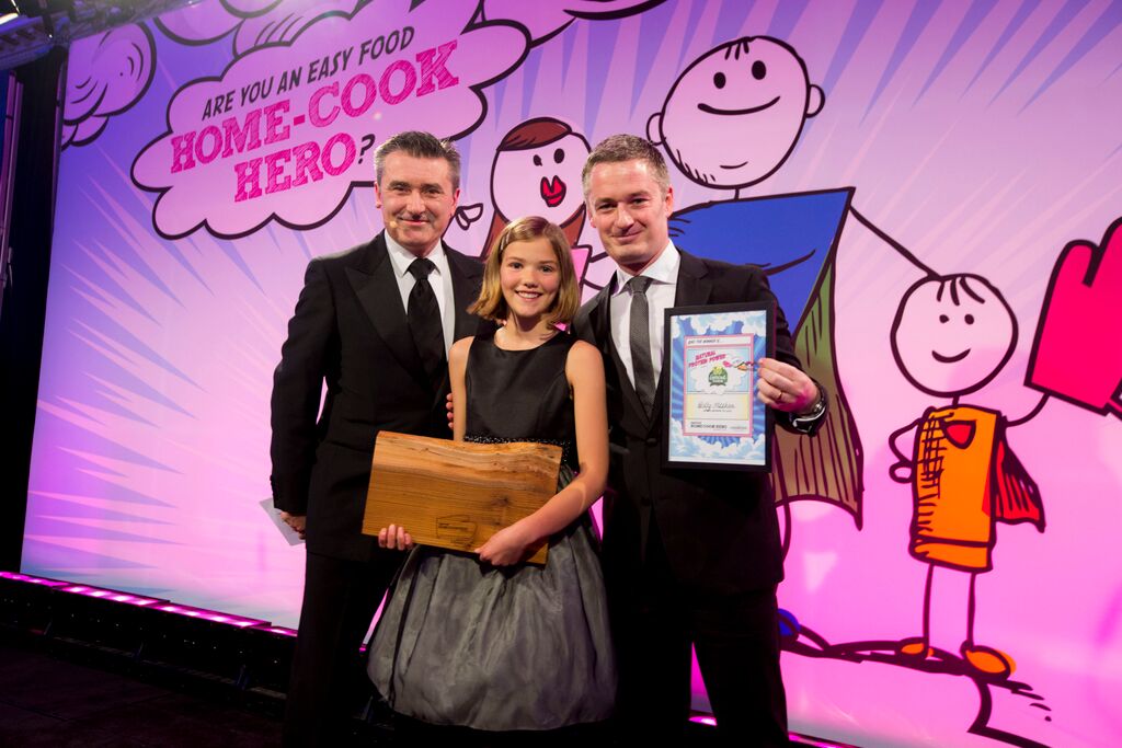 Holly Meehan winner of our Natural Protein Power Category with <a href="/martinkingtv3/">Martin King</a> #hch2015 #protein