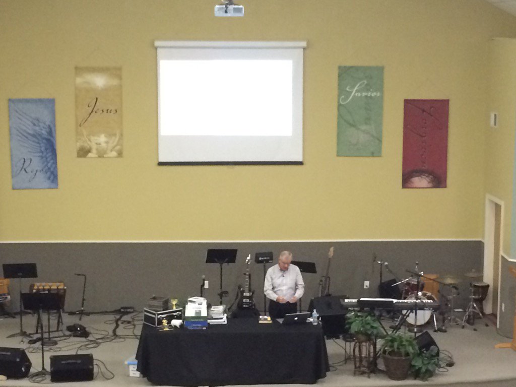 joeathomas's tweet photo. #TermSEMINAR just started! @goodseed https://t.co/YqLUJljhNv