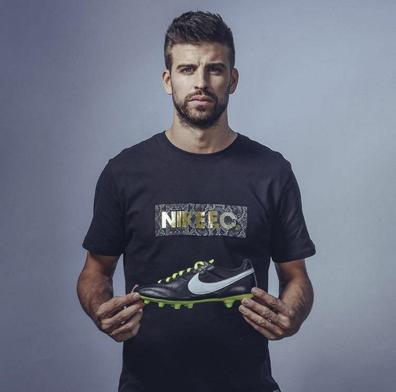 Pirlo, Tévez, Boateng y Piqué muestran los nuevos Nike Tiempo Legend  Premier Pack. | Jaime F. Macias | Scoopnest