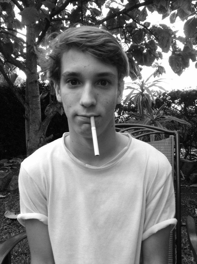 AVIS RECHERCHE
Rémi Suquate
1m73
17ans
Bataclan hier

#RechercheParis #ParisAttacks #Bataclan 
RT ET FOLLOW MOI