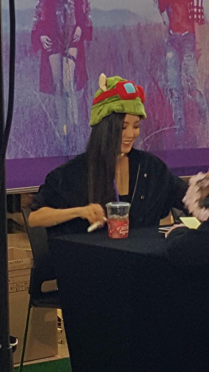 [151114] Fansign Miryo ❤ <a href="/MIRYOakaJOHONEY/">미료 Miryo</a> #browneyedgirls #fansign