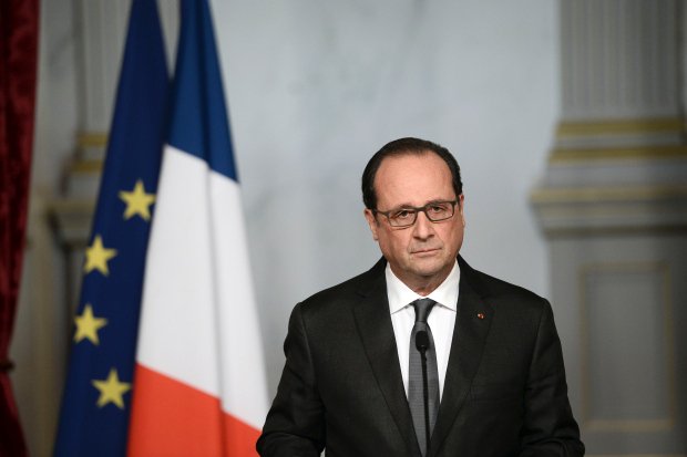 CBCAlerts's tweet photo. Update @CBCNews: President of #France blames #ISIS for 'act of war.' https://t.co/s2DOjcNrb2 https://t.co/JWqArFs1dy
