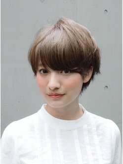 bsktbll4422's tweet photo. 長さ的にこのくらいのベリーショートにしたい 
来週切るからこんくらいにしようかな https://t.co/EHtdcVLNZr