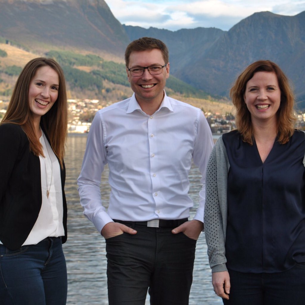 OptimeraMarine's tweet photo. Our sales team in Ørsta: Anne, Daniel and Tone. #optimera #saintgobain #saintgobain350 https://t.co/fQPOCgkgnq