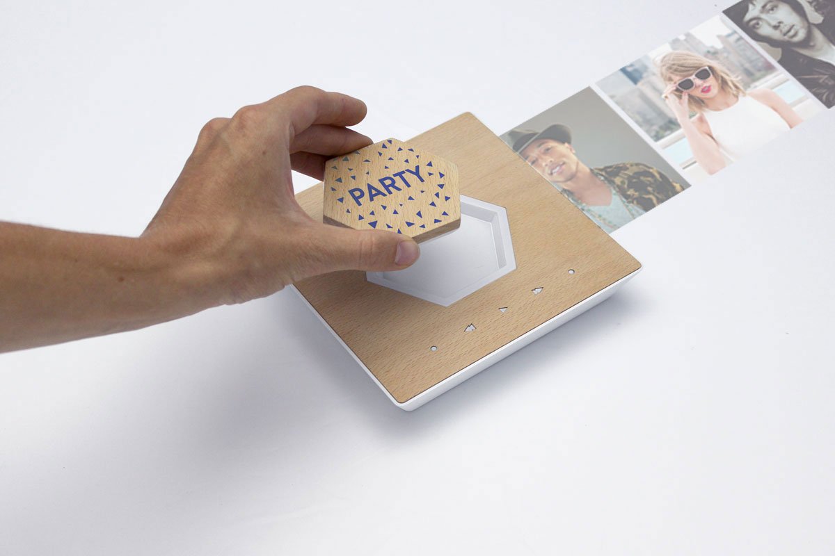 BostInno's tweet image. Would you pay $299 to play your Spotify playlists and other media streams like a record? bit.ly/1ksq1XJ