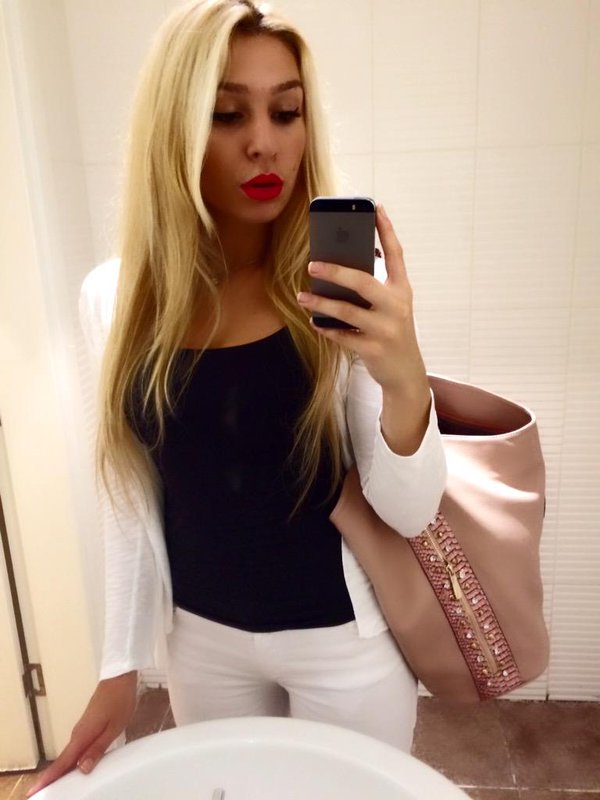 Merve Şenel (@mervesenel00) on Twitter photo 